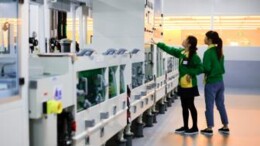 Samsung boekt recordwinst door sterke vraag naar AI-chips