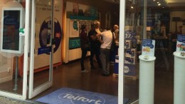 KPN sluit alle Telfort-winkels