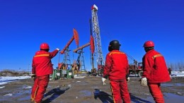 Hulp aan oliebedrijven drijft wig in klimaatdoelen 'big tech'