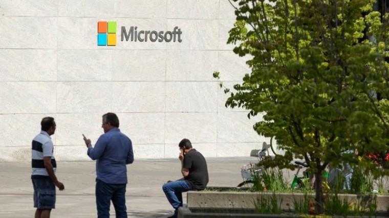 Duitsland onderzoekt machtspositie Microsoft