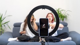 Google en TikTok onderzoeken nieuw partnerschap