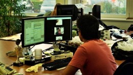 Ministerie van OCW besteedt werkplekken uit aan Atos Origin