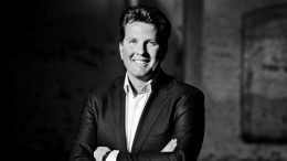 IT-held in coronatijden: Koningsdagfestival virtueel toch mogelijk maken