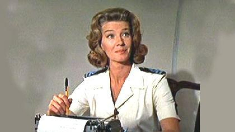 Lois Maxwell als Moneypenny in You Only Live Twice