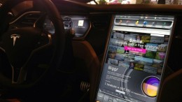 Wie controleert de voertuigdata?