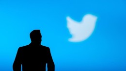 Musk biecht op: Twitter-koop was gedwongen