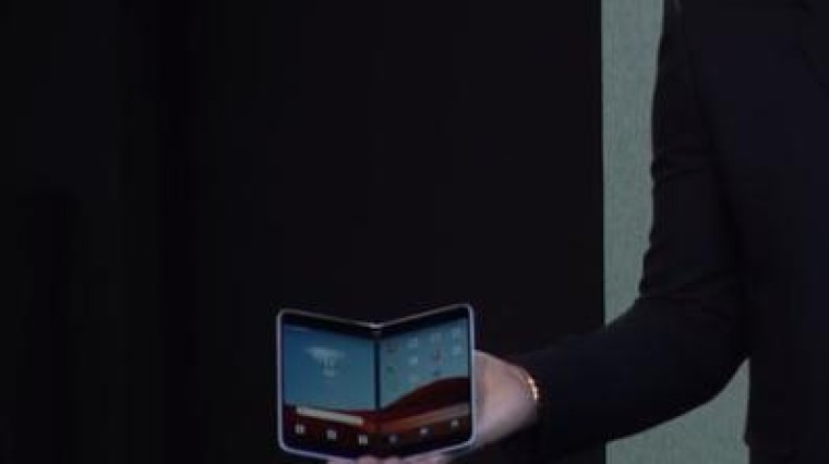 Microsoft verrast met dubbelscherms Surface-phone