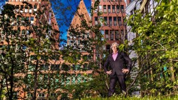 De carrière van Arre Zuurmond: dwarsligger