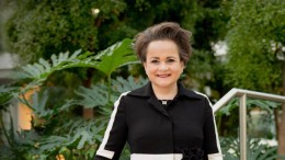 Van Huffelen legt Microsoft-directeur vuur aan de schenen in Singapore