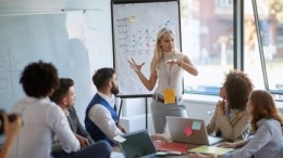 Denk na over wat de naam over het project zegt