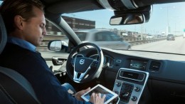 Te veel vertrouwen in AI bij groot deel gebruikers van auto-assistsystemen