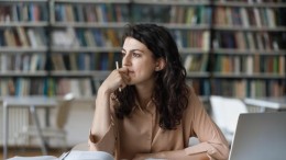 Tweede Kamer schrikt van gebruik ChatGPT in het onderwijs