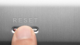 Onze democratie crasht, tijd voor een reset!