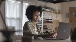 AP: Verwerking persoonsgegevens door Microsoft in strijd met wet