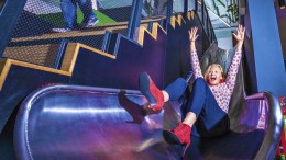 Zij brengt jongeren de magie van tech bij