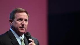 Larry Ellison treedt opeens terug bij Oracle