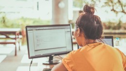 ‘Krapte op IT-arbeidsmarkt neemt in 2022 verder toe’