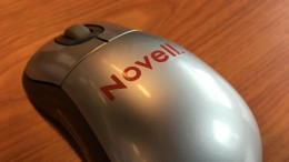 Novell verkoopt zichzelf