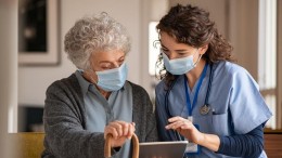 Topsector Life Science & Health: VWS-plannen digitalisering zorg nog hoog-over