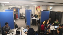 ICT-student leert vooral door te dóén