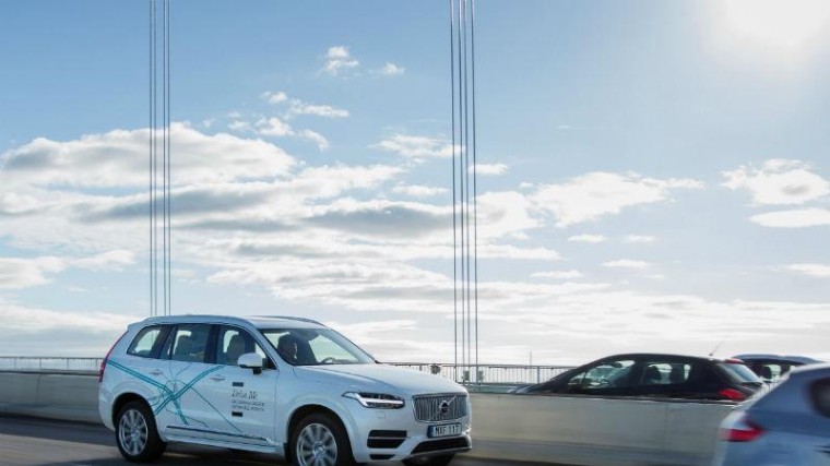 Volvo schrikt terug van autonome auto