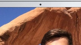 Webcamgat in Zoom, met achtergebleven lokale webserver