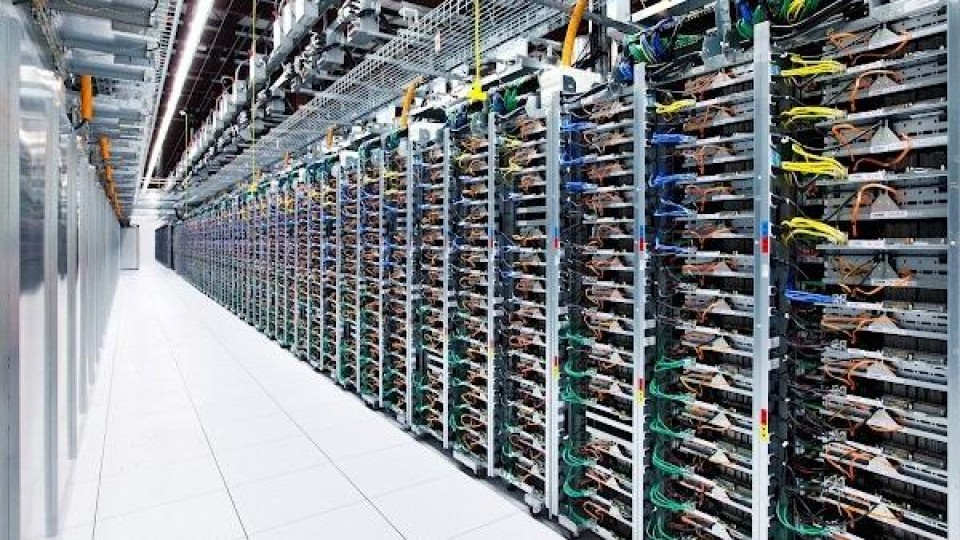 Serverracks in een datacenter