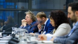 Hoe de overheid door gebrek aan IT-kennis zijn eigen wetten overtreedt