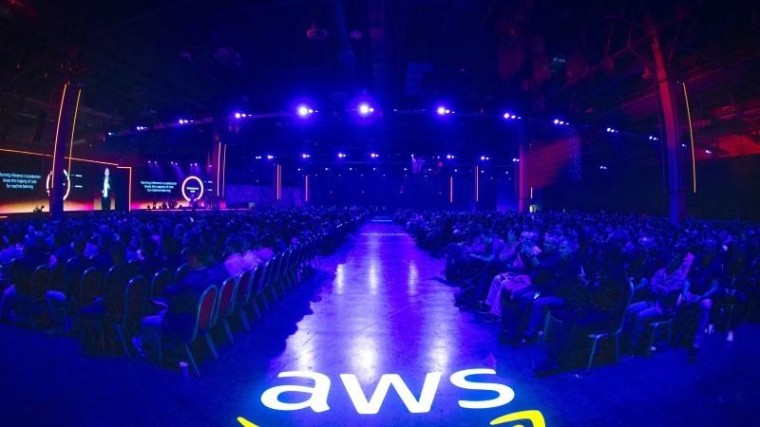 Amazon ontslaat duizenden mensen bij AWS, Twitch, ads-afdeling en meer