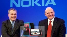 Ballmer ging uit zijn dak bij overname Nokia
