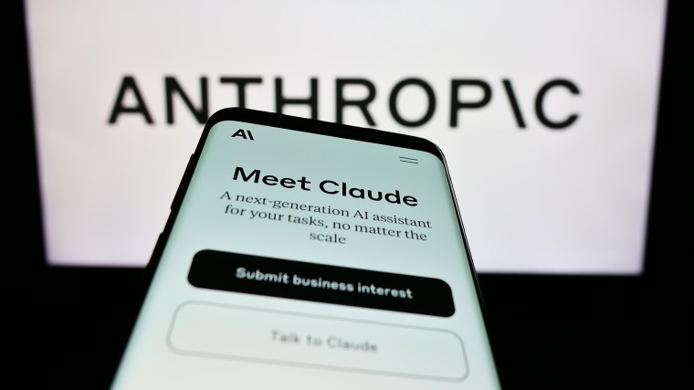 Anthropic: bedrijven gebruiken AI om hele taken over te nemen, niet om mensen te versterken