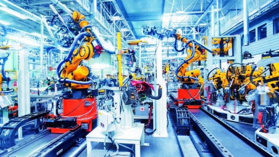 robots lopende band fabriekshal