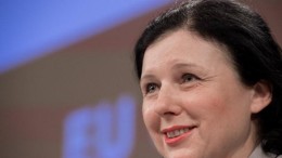 Facebook, Google, Twitter in Brussel op matje