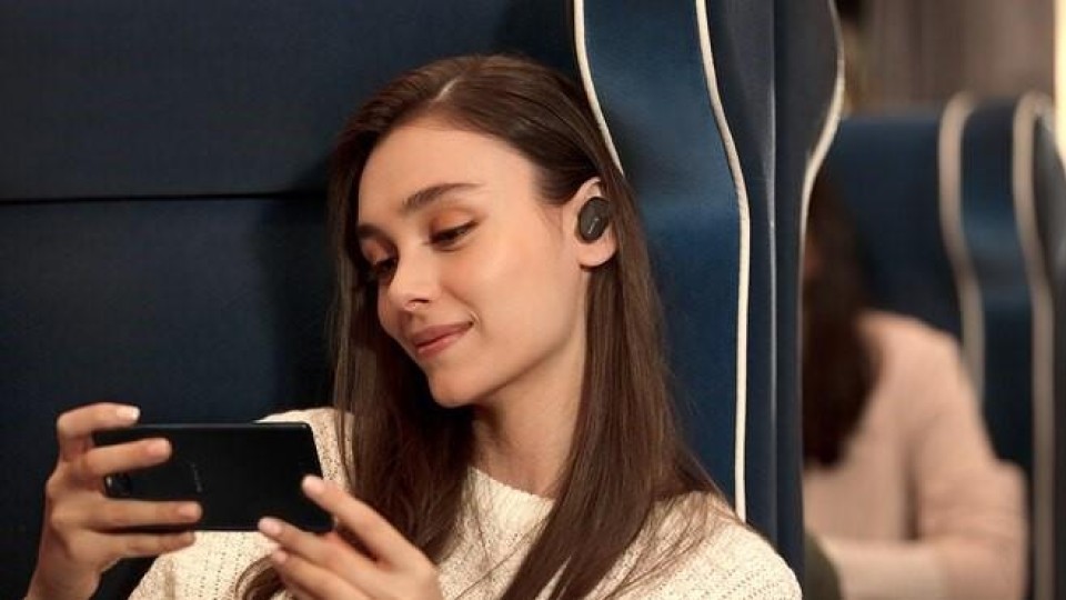 Sony WF-1000XM3 noise cancelling headphone