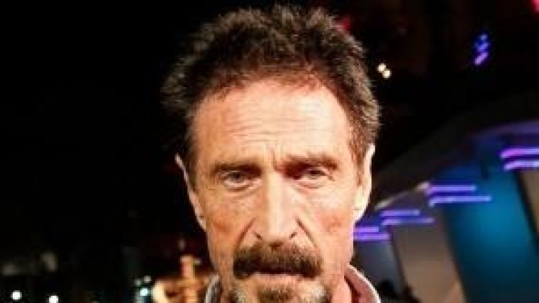 John McAfee: 'Ik kraak die iPhone wel voor de FBI'