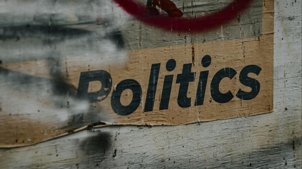 Poster met 'Politics'