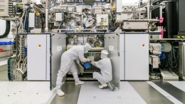 ASML: migratieplannen Den Haag bedreigen invulling techvacatures en bedrijfsgroei