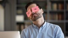 Risico's AI zetten nog weinig bedrijven aan tot beleid om deze te beperken