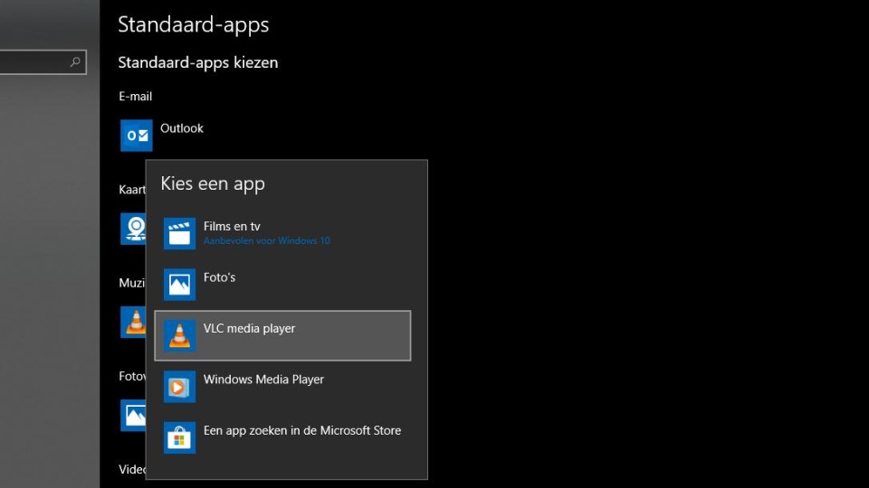 Windows 10 default applications