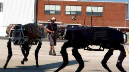 'Google stoot robotbouwer Boston Dynamics af'