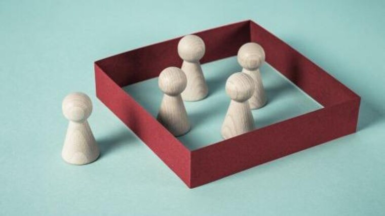 AI is niet neutraal: taalmodellen versterken genderbias 