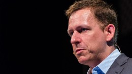 Trump volgt 'advies' Thiel over Google/China