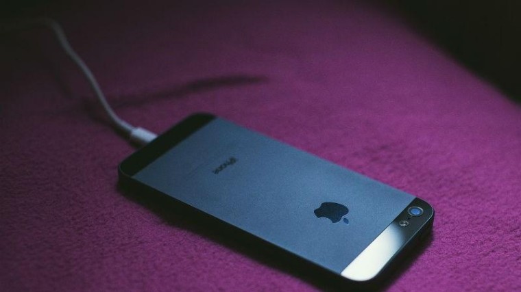 'Gestolen iPhone-prototypes gebruikt voor onderzoek iOS-kwetsbaarheden'