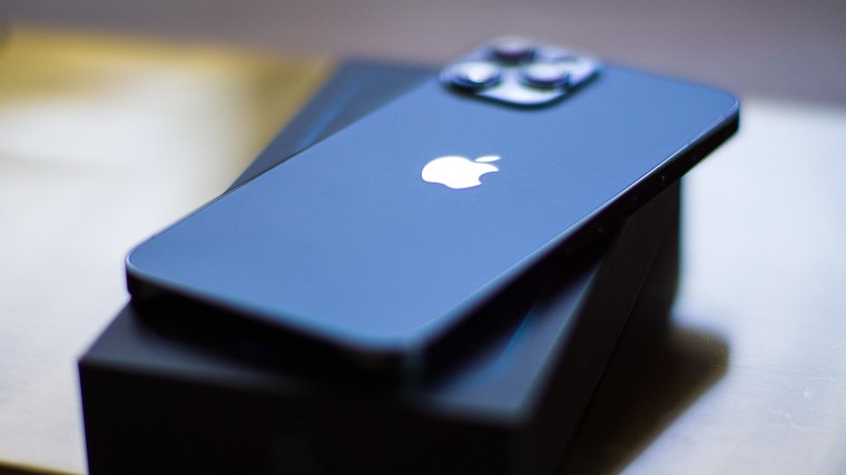 "Fransen beoordelen update om stralingsprobleem iPhone 12"