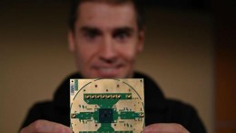 Intel en Delftse QuTech doen beheer qubits op chip