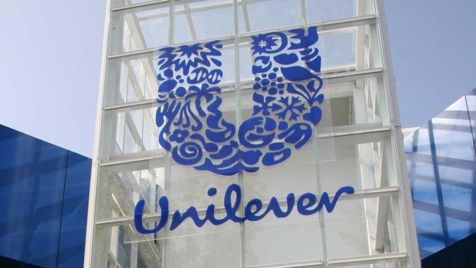 Unilever-logo op glas