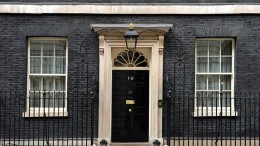 Britse premier hekelt Russische hackaanvallen op Oekraïne