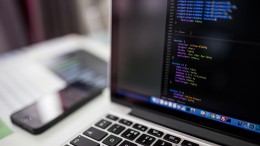 Hoe voorkom je een wildgroei aan low-codeapps?