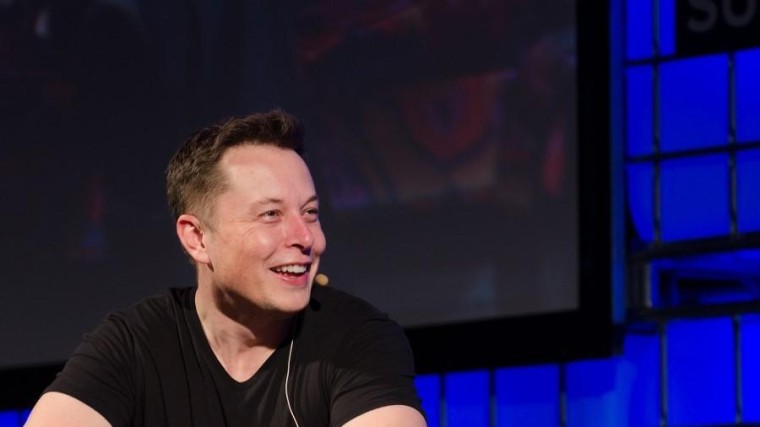 Musk wil nu echt overheidstoezicht op AI-ontwikkeling