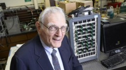 94-jarige onthult revolutie in accu-techniek